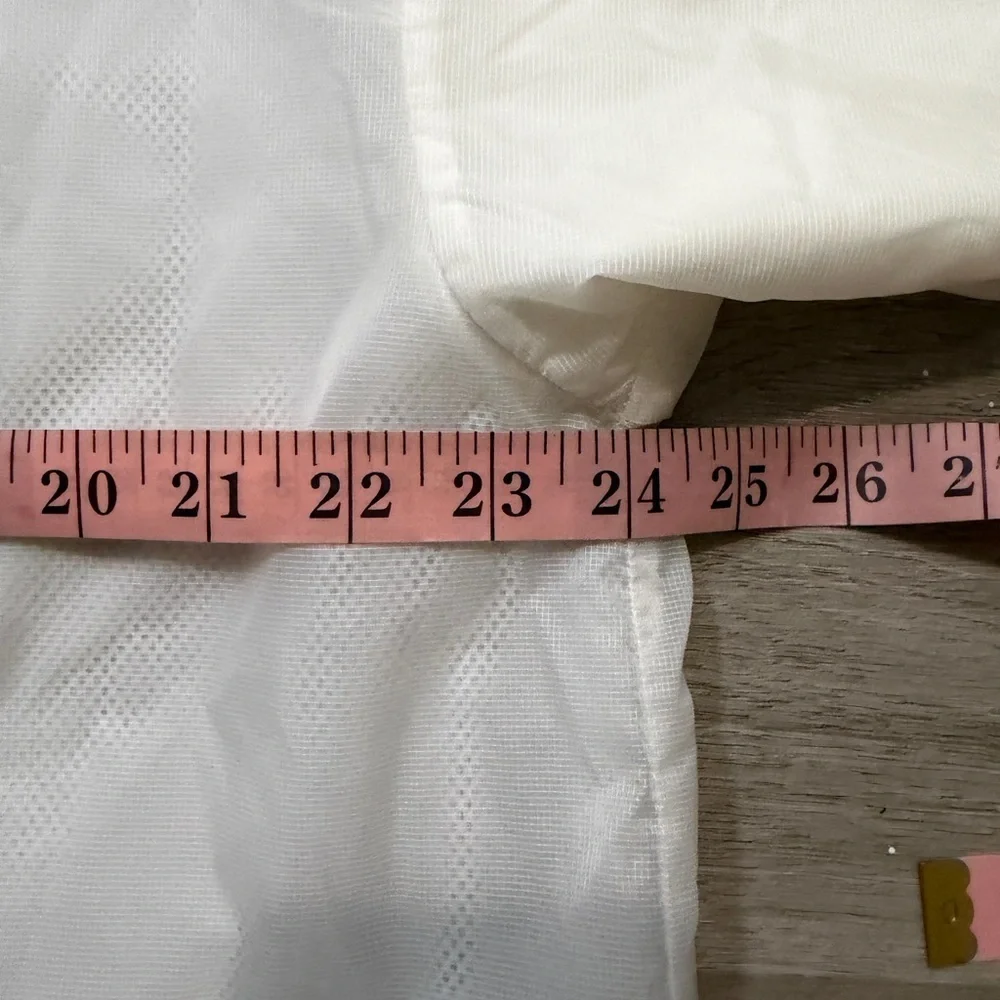 The North Face White Hooded Pullover Windbreaker